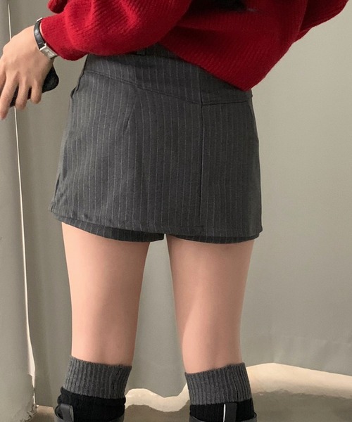 Aelina(エリナ)の「ストライプ柄ハイウエストショートキュロットスカート(その他パンツ・レディース・グレー/ブラック・M/S)」の13枚目の写真