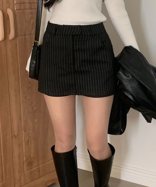 Aelina(エリナ)の「ストライプ柄ハイウエストショートキュロットスカート(その他パンツ・レディース・グレー/ブラック・M/S)」の22枚目の写真
