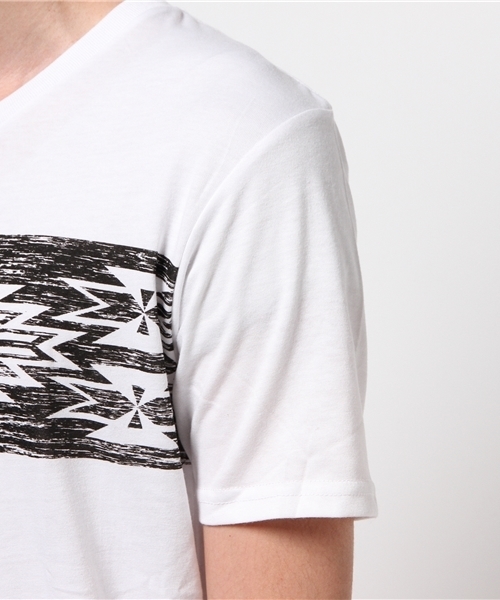 VENCEEXCHANGE（ヴァンスエクスチェンジ）の「オルテガパネルプリント半袖Tシャツ（Tシャツ/カットソー・メンズ・ホワイト/ブラック・LARGE/MEDIUM/SMALL）」の6枚目の写真