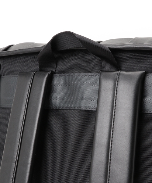 CARRYNEST（キャリーネスト）の「CARRY NEST/CRR S BACK NEST SCOTCHGARD LEATHER リュック（バックパック/リュック・メンズ・ブラック・FREE）」の5枚目の写真