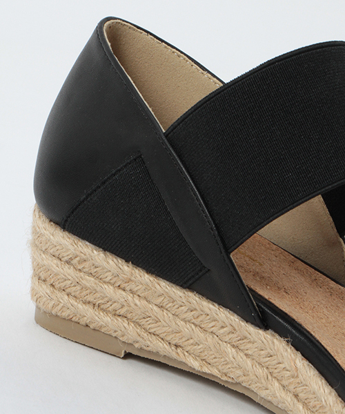 LBC(エルビーシー)の「フトゴムヅカイサンダル(サンダル・レディース・キャメル/ブラック/ホワイト・L/M)」の7枚目の写真