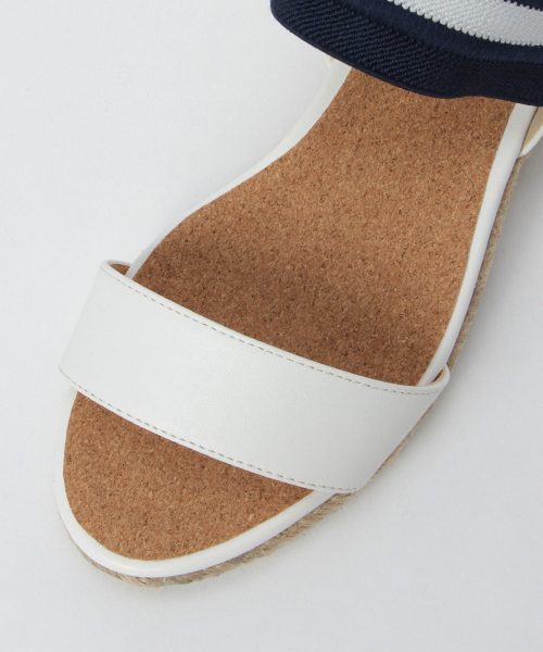 LBC(エルビーシー)の「フトゴムヅカイサンダル(サンダル・レディース・キャメル/ブラック/ホワイト・L/M)」の12枚目の写真