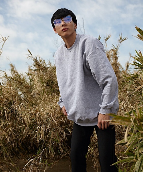 EMMA NOVEMBER (エマノーヴェンバー)の「ビッグシルエット ドロップショルダー クルー スウェット(スウェット・メンズ・ホワイト/レッド/ブラック/グレー/ネイビー/ダークグリーン/パープル/ダークブラウン/ピンク/マルーン/セージグリーン/ライトブルー/オレンジ/ゴールド/ミント・FREE/1/2)」の16枚目の写真