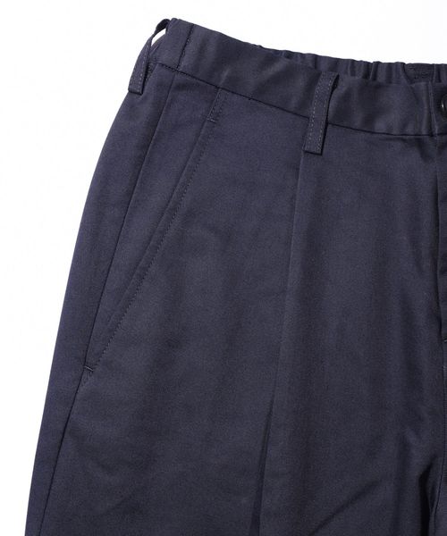 SHIPS(シップス)の「SU: クールマックス ツイルワンタックパンツ(その他パンツ・メンズ・ブラック/ベージュ/ネイビー/オリーブ・LARGE/MEDIUM/SMALL/X-LARGE)」の17枚目の写真
