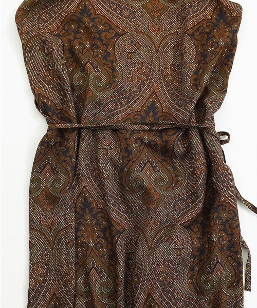 TODAYFUL（トゥデイフル）の「ペイズリーエプロンドレス（ワンピース・レディース・ブラウン・36inch/38inch）」の8枚目の写真