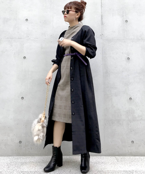 archives（アルシーヴ）の「2WAYベルテッドギャザー長袖ワンピース（ワンピース・レディース・ブラック/ベージュ/カーキ・MEDIUM）」の15枚目の写真