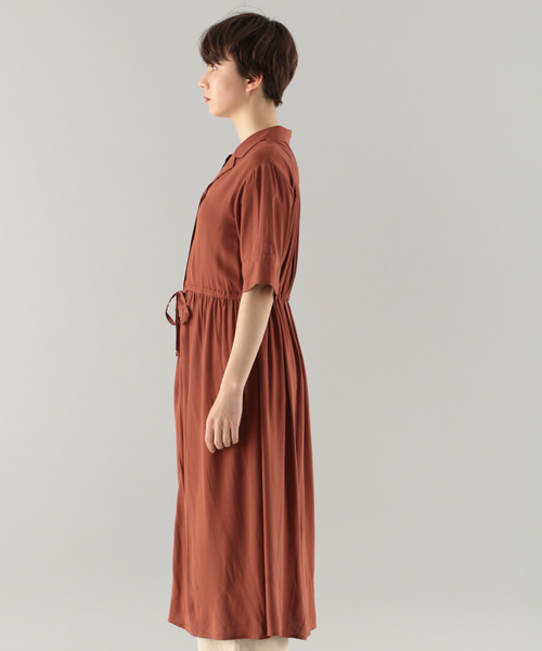 PAGEBOY（ページボーイ）の「イージーケアカイキンシャツワンピース（ワンピース・レディース・ブラック/グレイッシュベージュ/レンガ/ベージュ/ブラウン・FREE）」の14枚目の写真