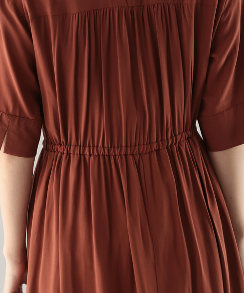 PAGEBOY（ページボーイ）の「イージーケアカイキンシャツワンピース（ワンピース・レディース・ブラック/グレイッシュベージュ/レンガ/ベージュ/ブラウン・FREE）」の19枚目の写真