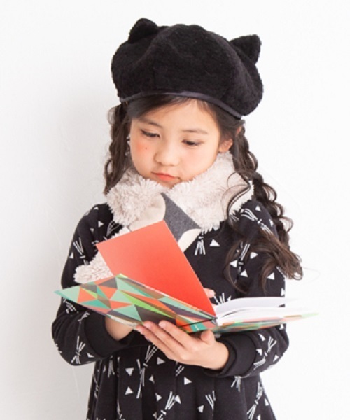 nino（ニノ）の「ねこ耳ベレー帽（ハンチング/ベレー帽・キッズ・アイボリー/ブラック/ベージュ・S/M/L）」の2枚目の写真