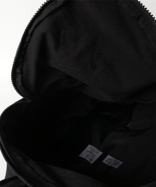 RNA-N（アールエヌエーエヌ）の「E4611 チノデイバッグ（バックパック/リュック・レディース・ベージュ/スミクロ/ブラック・FREE）」の4枚目の写真