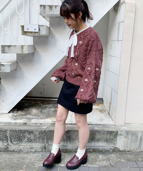 apres jour(アプレジュール)の「【2周年記念アイテム】ぽんぽん花刺繍ニット【ZOZOTOWN限定アイテム】(ニット/セーター・レディース・モカ/スモークピンク/ライトベージュ・フリー)」の10枚目の写真