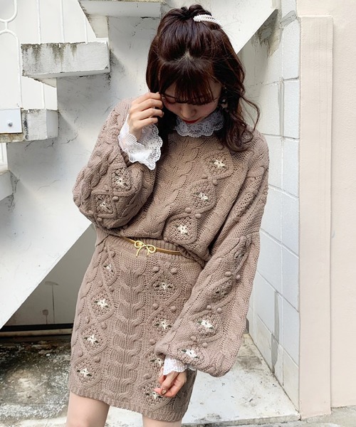 apres jour(アプレジュール)の「【2周年記念アイテム】ぽんぽん花刺繍ニット【ZOZOTOWN限定アイテム】(ニット/セーター・レディース・モカ/スモークピンク/ライトベージュ・フリー)」の18枚目の写真