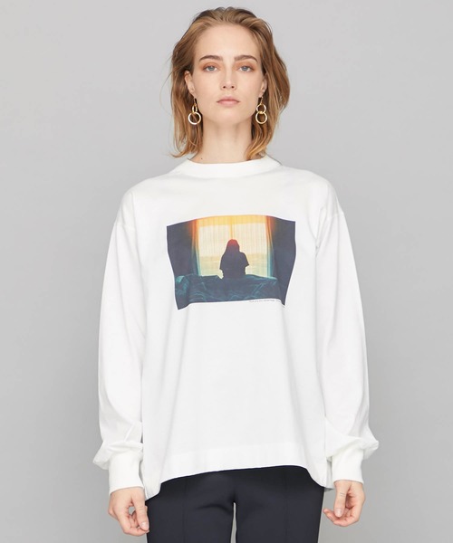 STUDIOUS（ステュディオス）の「【STUDIOUS】オリジナルフォト ロンT（Tシャツ/カットソー・レディース・ホワイト/ホワイト系その他・FREE）」の3枚目の写真