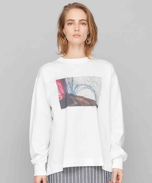 STUDIOUS（ステュディオス）の「【STUDIOUS】オリジナルフォト ロンT（Tシャツ/カットソー・レディース・ホワイト/ホワイト系その他・FREE）」の6枚目の写真