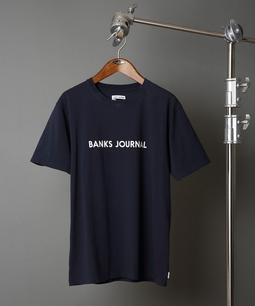 BANKS(バンクス)の「ATS0442 / 2020NEW / BANKS(バンクス)胸ブランドロゴプリント ユニセックスサイジング リラックスシルエット 半袖Tシャツカットソー(Tシャツ/カットソー・メンズ・オフホワイト/ダークブラック/ダークブルー/ヘザーグレー・SMALL/MEDIUM/LARGE/X-SMALL)」の4枚目の写真