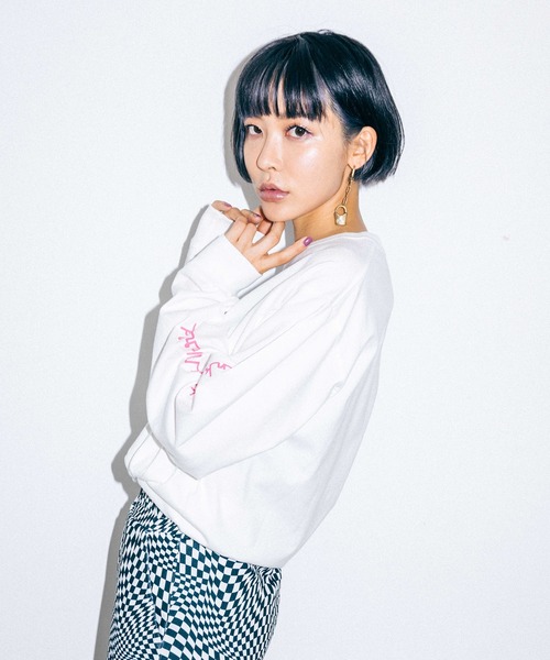 X-girl（エックスガール）の「LEOPARD BOX L/S TEE（Tシャツ