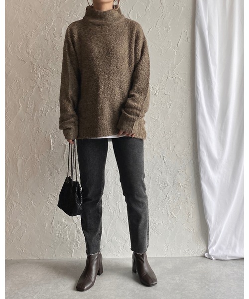She's Closet(シーズクローゼット)の「モックネックサイドスリット入りローゲージニット(ニット/セーター・レディース・オフホワイト/モカ/チャコール/グレー・FREE)」の14枚目の写真