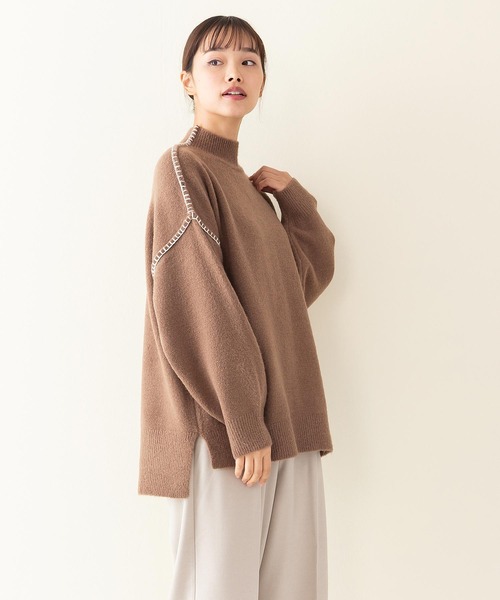 INNOCENT BLUE(イノセントブルー)の「【INNOCENT BLUE/イノセントブルー】ボトルネックステッチプルオーバーニット/セーター モックネック 配色のハンドステッチ(ニット/セーター・レディース・ライトグレー/ブラック/ブラウン/アイボリー・MEDIUM)」の10枚目の写真