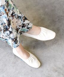 【WEB限定】フェイクレザーギャザーシューズ 22.5~25.5◇