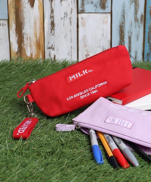 MILKFED.(ミルクフェド)の「EMBROIDERED BAR PENCIL CASE(ペン類・レディース・ライトピンク/A/B/ホワイト/ブラック/ベージュ/ライトパープル/ネイビー/レッド・ONE SIZE)」の7枚目の写真