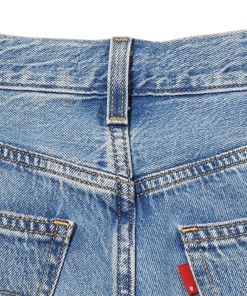 Levi's(リーバイス)の「LOOSE STRAIGHT WB WHATEVER(デニムパンツ・レディース・ライトインディゴブルー・28inch/27inch/29inch/23inch/25inch/24inch/26inch/30inch)」の9枚目の写真