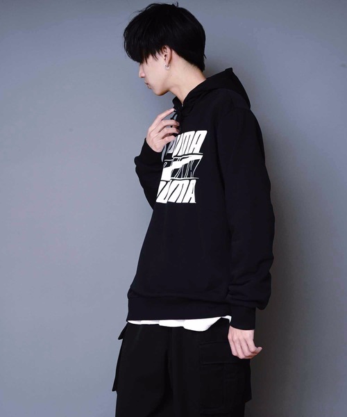 PUMA（プーマ）の「【PUMA/プーマ】ロゴプルパーカー　８４４１４１　ビッグロゴプリント　ＲＥＢＥコレクション（パーカー・メンズ・ライトグレー/スミクロ・MEDIUM/LARGE/X-LARGE）」の14枚目の写真