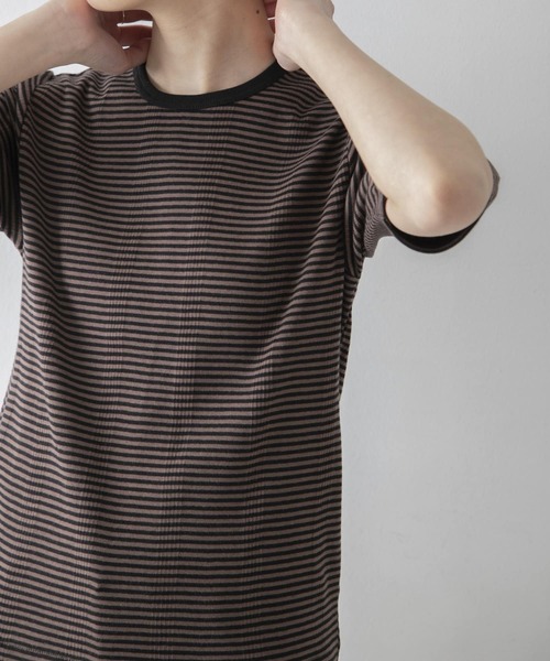 URBAN RESEARCH（アーバンリサーチ）の「『別注』Miller×URBAN RESEARCH　ハーフスリーブボーダーTシャツ（Tシャツ/カットソー・レディース・ブラウン/オレンジ/ブルー・FREE）」の4枚目の写真