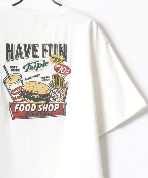 Lazar(ラザル)の「バック刺繍 Perfume/Vintage trip/Junk food/Orange bottle イラスト アート グラフィック オーバーサイズ Tシャツ(Tシャツ/カットソー・メンズ・ホワイト/チャコールグレー/ライトグレー/ホワイト系その他2/チャコール/ホワイト系その他3/イエロー/ホワイト系その他・LL/L/M)」の3枚目の写真