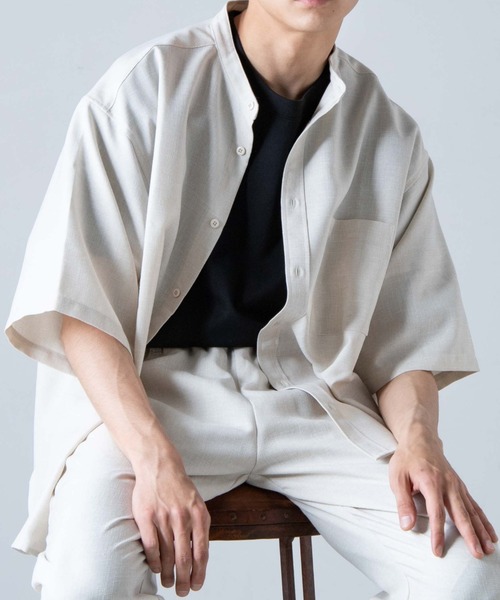 WEGO（ウィゴー）の「WEGO/リネンライクバンドカラー5分袖シャツ（シャツ/ブラウス・メンズ・ピンク/ベージュ/ラベンダー/ブラック/ワイン/ダークオレンジ・SMALL/MEDIUM/LARGE）」の3枚目の写真