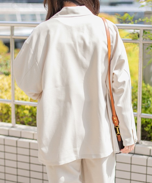 PairPair(ペアペア)の「テックリネンBIGテーラードジャケット(ユニセックス/セットアップ)(テーラードジャケット・メンズ・アイボリー/ライトブラウン・MEDIUM/LARGE)」の13枚目の写真