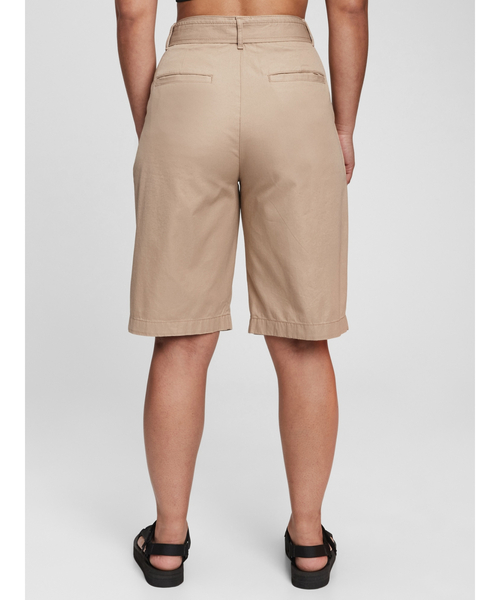 GAP(ギャップ)の「ハイライズ ベルト ショートパンツ(その他パンツ・レディース・その他/ベージュ/ブラック・6/8/000/4/0/2/00)」の16枚目の写真