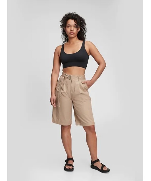 GAP(ギャップ)の「ハイライズ ベルト ショートパンツ(その他パンツ・レディース・その他/ベージュ/ブラック・6/8/000/4/0/2/00)」の18枚目の写真