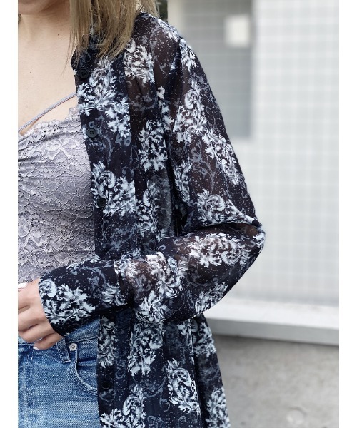 ENVYM(アンビー)の「ラウンドヘムペイズリーガウン(その他アウター・レディース・ブラック/ベージュ・FREE)」の18枚目の写真