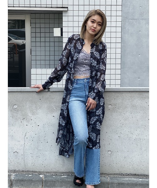 ENVYM(アンビー)の「ラウンドヘムペイズリーガウン(その他アウター・レディース・ブラック/ベージュ・FREE)」の15枚目の写真