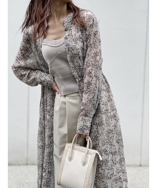 ENVYM(アンビー)の「ラウンドヘムペイズリーガウン(その他アウター・レディース・ブラック/ベージュ・FREE)」の14枚目の写真