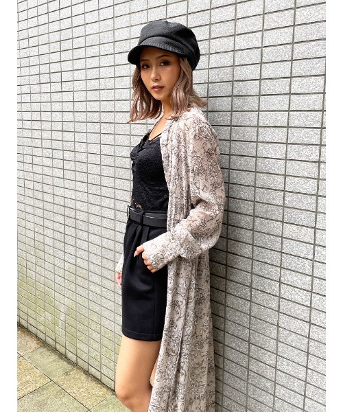 ENVYM(アンビー)の「ラウンドヘムペイズリーガウン(その他アウター・レディース・ブラック/ベージュ・FREE)」の11枚目の写真