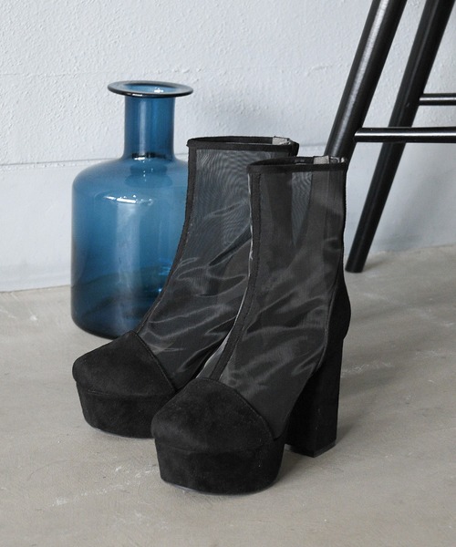 NOFALL（ノーフォール）の「シアー厚底ショートブーツ（ブーツ・レディース・ブラック/アイボリー/ブラック系その他/グレイッシュベージュ・LL/3L/SS/S/M/L）」の4枚目の写真