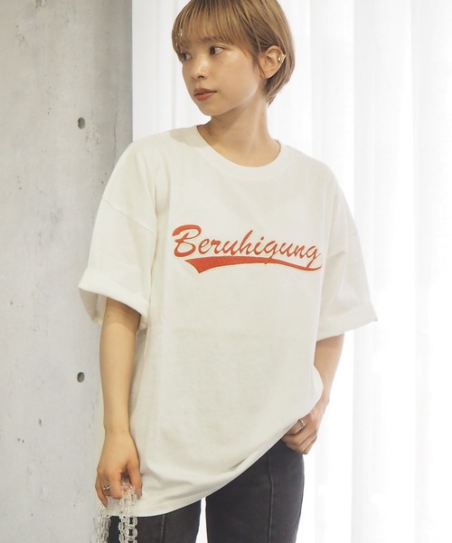 tiptop(ティップトップ)の「2021SS カレッジロゴBIGTシャツ(Tシャツ/カットソー・レディース・オフホワイト/スミクロ/グリーン/ブルー/ネイビー/グリーン系その他/ホワイト系その他・FREE)」の1枚目の写真