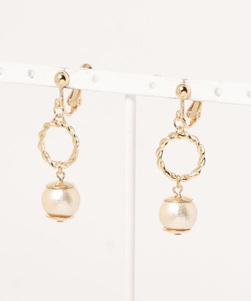 natural couture（ナチュラルクチュール）の「ゴールドイヤリング（イヤリング・レディース・その他3/その他1/その他4・FREE）」の3枚目の写真