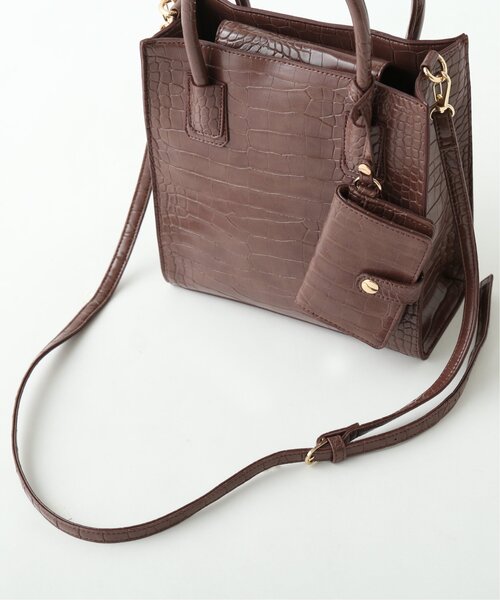 RAY CASSIN（レイカズン）の「パスケース付型押し2WAYバッグ（ショルダーバッグ・レディース・ブラウン/カーキ/グレイッシュベージュ・FREE）」の13枚目の写真