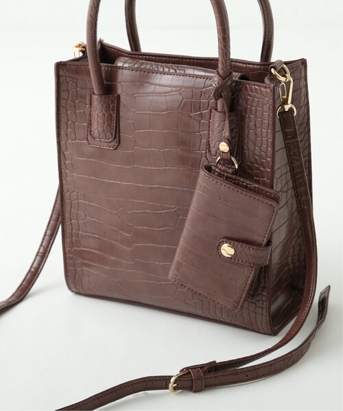 RAY CASSIN（レイカズン）の「パスケース付型押し2WAYバッグ（ショルダーバッグ・レディース・ブラウン/カーキ/グレイッシュベージュ・FREE）」の10枚目の写真