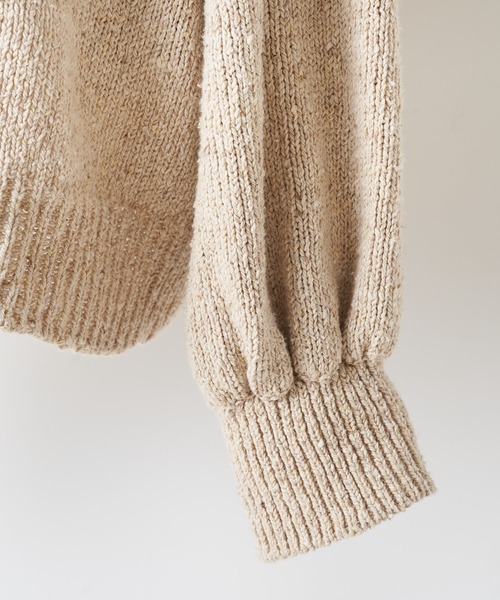 BEARDSLEY(ビアズリー)の「コットン素材 袖ギャザーコットンニット(ニット/セーター・レディース・ベージュ/グリーン・FREE)」の3枚目の写真