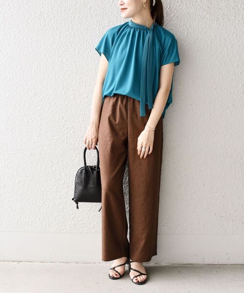 SHIPS(シップス)の「ボウタイプルオーバー◇(Tシャツ/カットソー・レディース・ネイビー/グリーン/ベージュ・ONE SIZE)」の15枚目の写真