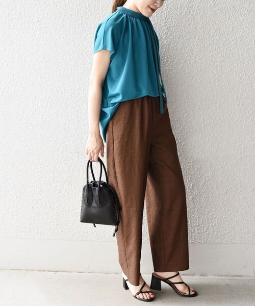 SHIPS(シップス)の「ボウタイプルオーバー◇(Tシャツ/カットソー・レディース・ネイビー/グリーン/ベージュ・ONE SIZE)」の12枚目の写真