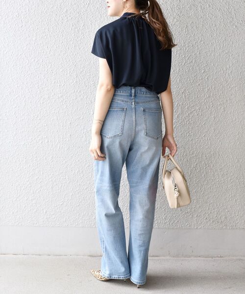 SHIPS(シップス)の「ボウタイプルオーバー◇(Tシャツ/カットソー・レディース・ネイビー/グリーン/ベージュ・ONE SIZE)」の5枚目の写真