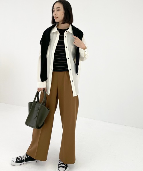 Meli rich(メリーリッチ)の「ロングシーズン使える。カラーセンタープレスパンツ(スラックス・レディース・ブラック/ブラウン/アイボリー/キャメル/グレイッシュベージュ/ダークオレンジ・MEDIUM)」の9枚目の写真