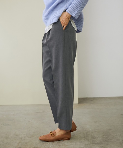ROPE'（ロペ）の「【シリーズ】ストレッチツイルハイウエストパンツ（その他パンツ・レディース・チャコールグレー/ピンク/イエロー/ブラウン・36/38）」の2枚目の写真
