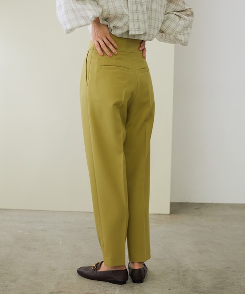 ROPE'（ロペ）の「【シリーズ】ストレッチツイルハイウエストパンツ（その他パンツ・レディース・チャコールグレー/ピンク/イエロー/ブラウン・36/38）」の3枚目の写真