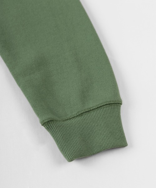 Dickies(ディッキーズ)の「【Dickies/ディッキーズ】 ワンポイント ミニロゴワッペン スウェット(スウェット・メンズ・ホワイト/ブラック/ベージュ/サックスブルー/グリーン/グレイッシュベージュ・M/L/XL)」の12枚目の写真