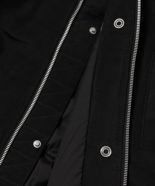 11 by Boris Bidjan Saberi ( ボリスビジャンサベリ)の「J3_JACKET(MA-1・メンズ・ブラック・LARGE)」の2枚目の写真